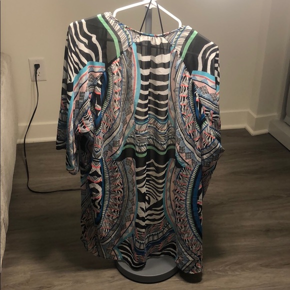Multicolored coverup from express - Picture 4 of 5